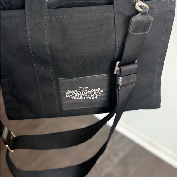 Marc Jacobs Black Canvas Tote Bag - Picture 2 of 6